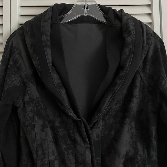 Lululemon To Class Jacket black & grey tie dye size 4 rare - Picture 2 of 14
